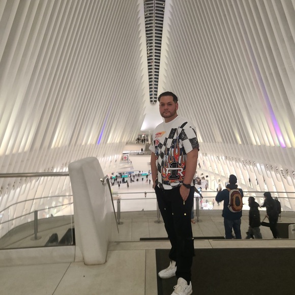 Meet your Posher, Anthony - Picture 1 of 1